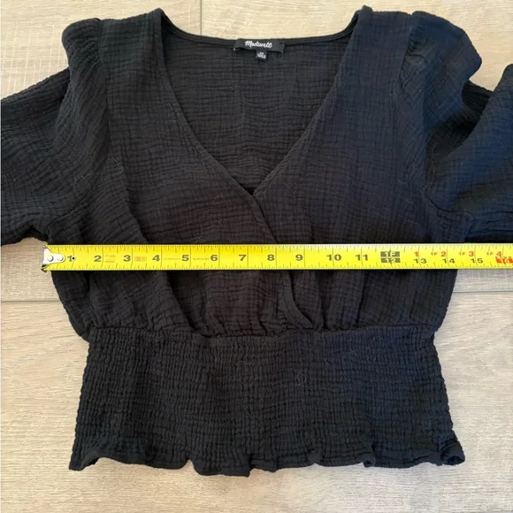 Madewell Julienne smocked Black Textured V-Neck Blouse - Picture 4 of 7